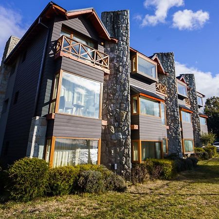 Los Robles Apart & Spa Сан-Карлос-де-Барілоче Екстер'єр фото