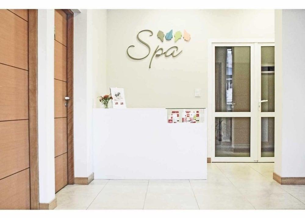 Los Robles Apart & Spa Сан-Карлос-де-Барілоче Екстер'єр фото