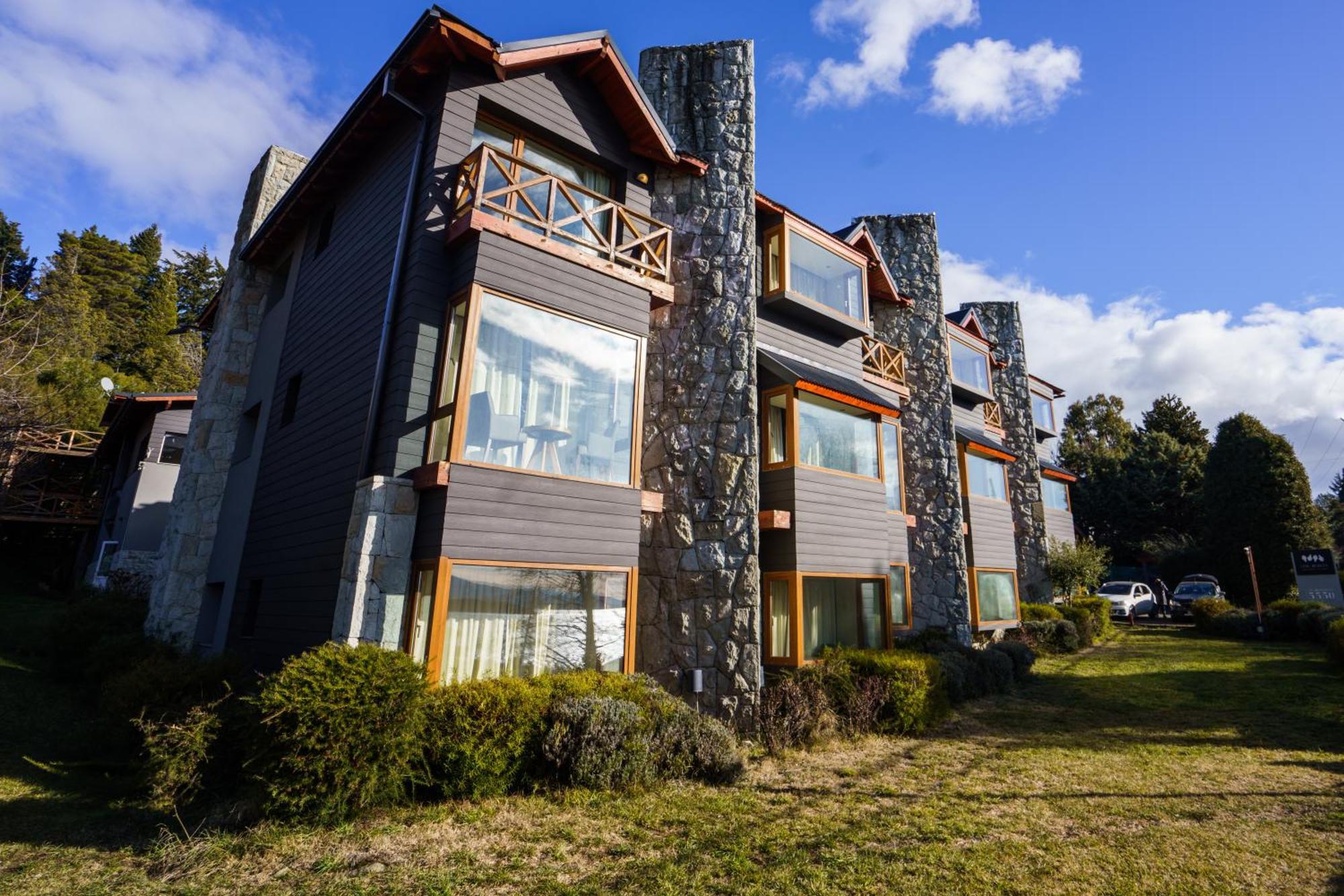 Los Robles Apart & Spa Сан-Карлос-де-Барілоче Екстер'єр фото